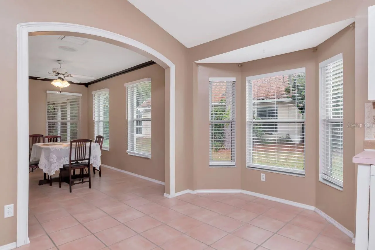 314 FOUNTAINVIEW CIR