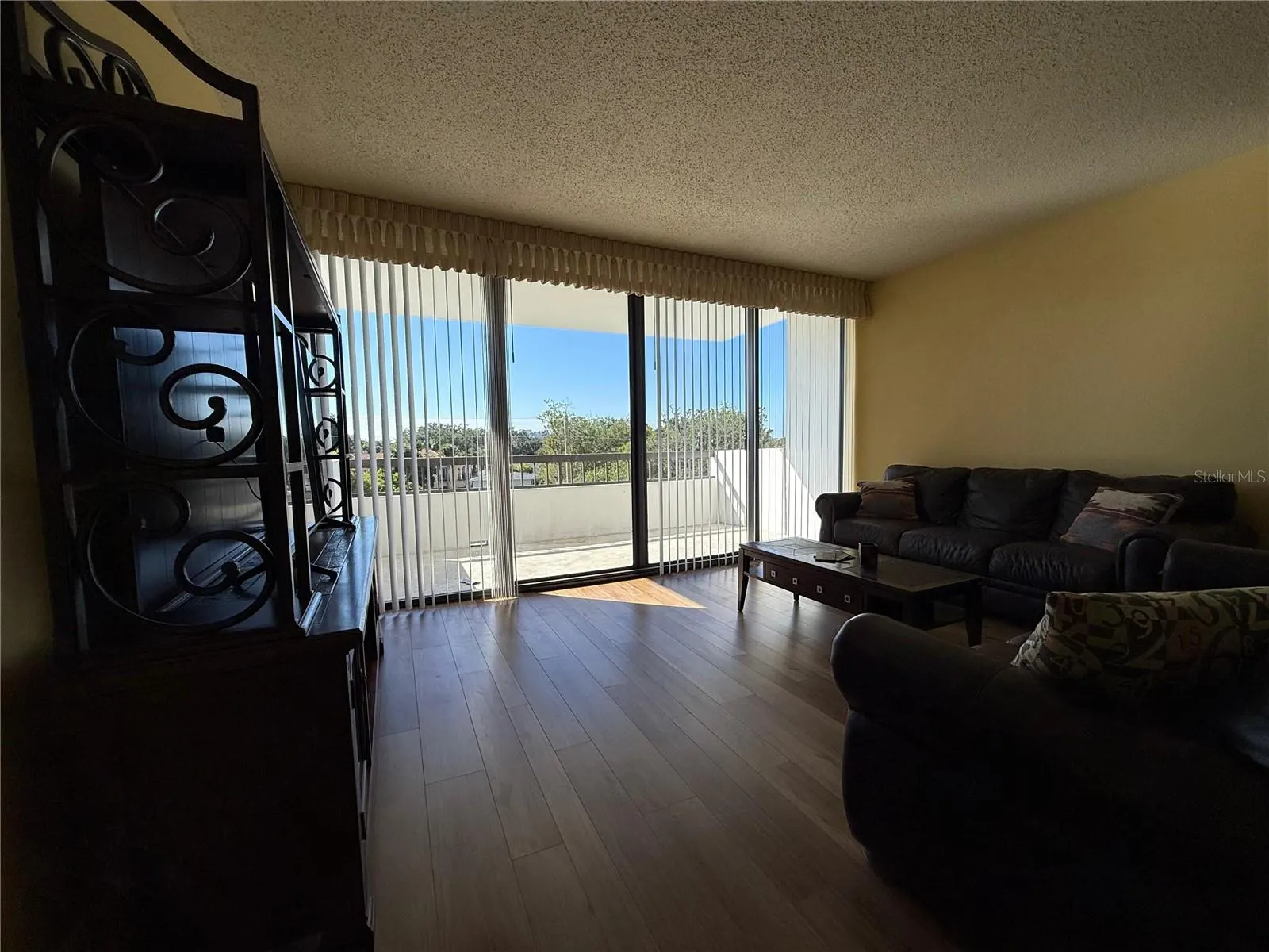 30 TURNER ST #403, #403