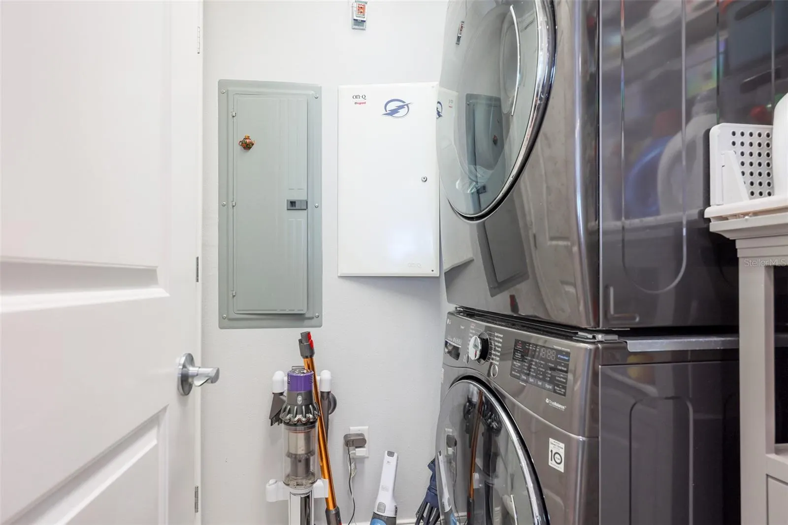 1209 E CUMBERLAND AVE #2404, #2404