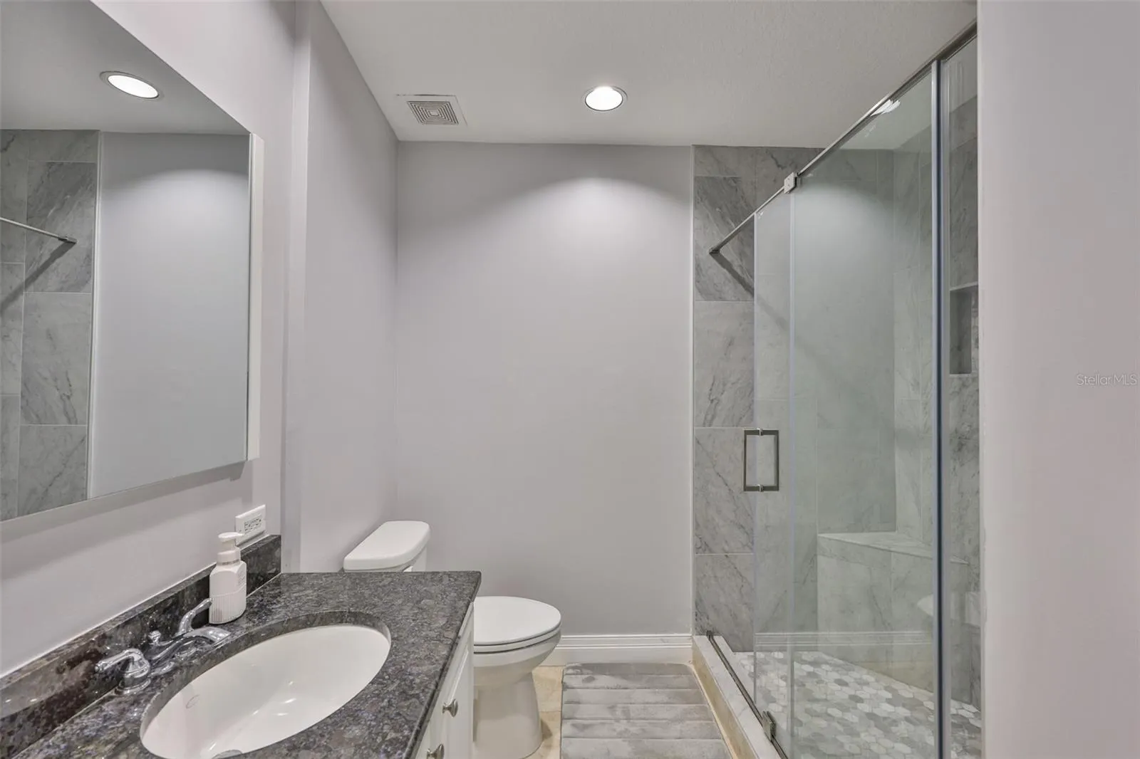 1209 E CUMBERLAND AVE #2404, #2404