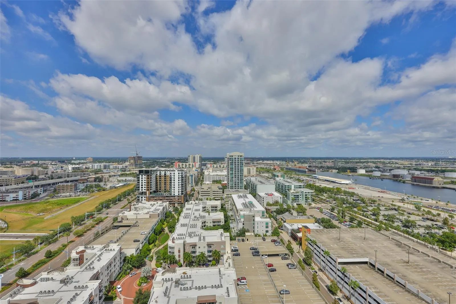 1209 E CUMBERLAND AVE #2404, #2404