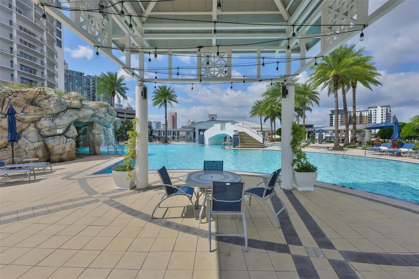 1209 E CUMBERLAND AVE #2404, #2404