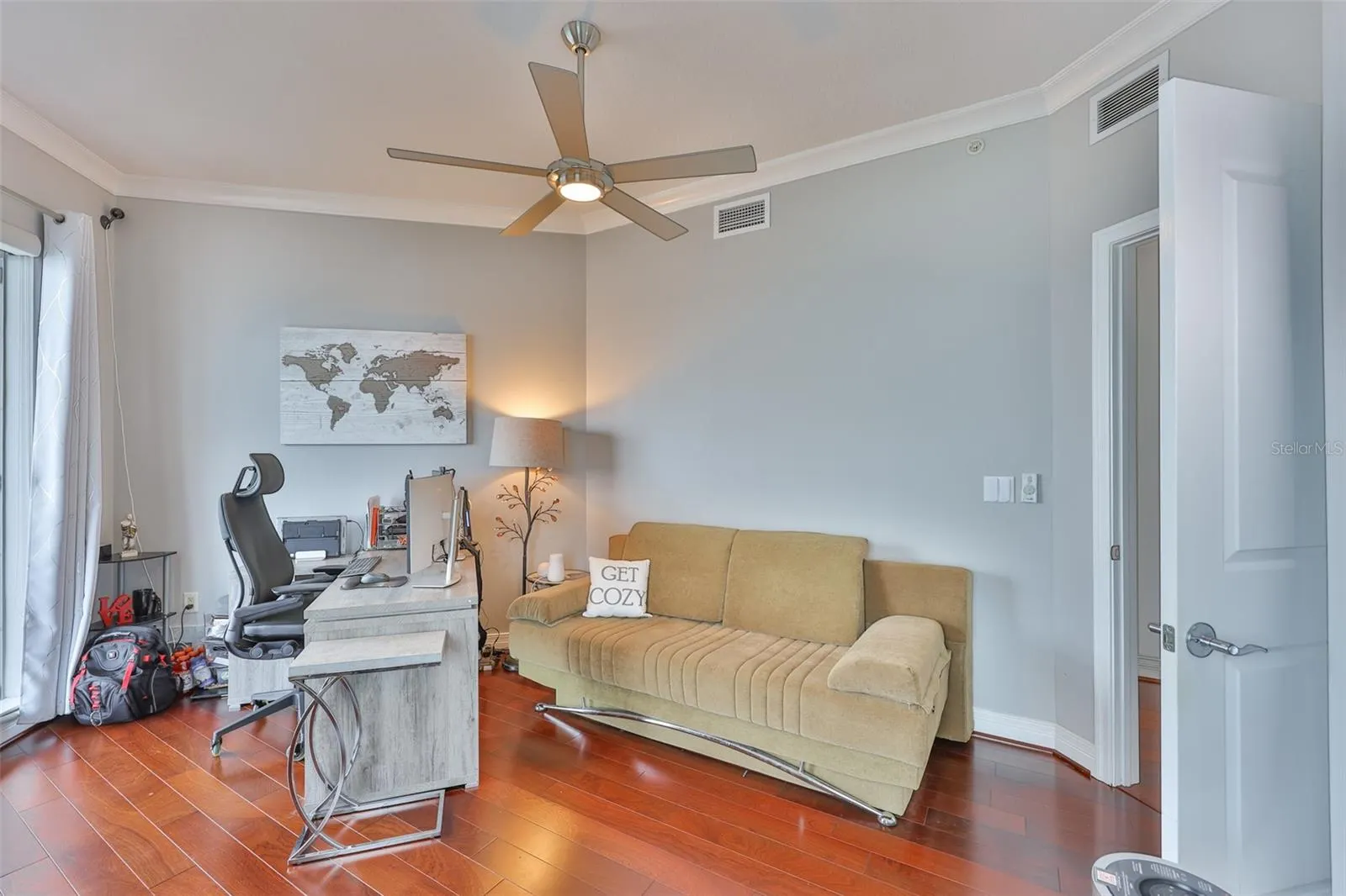 1209 E CUMBERLAND AVE #2404, #2404