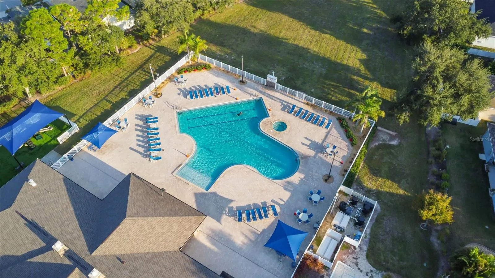 2735 PLANTAIN DR