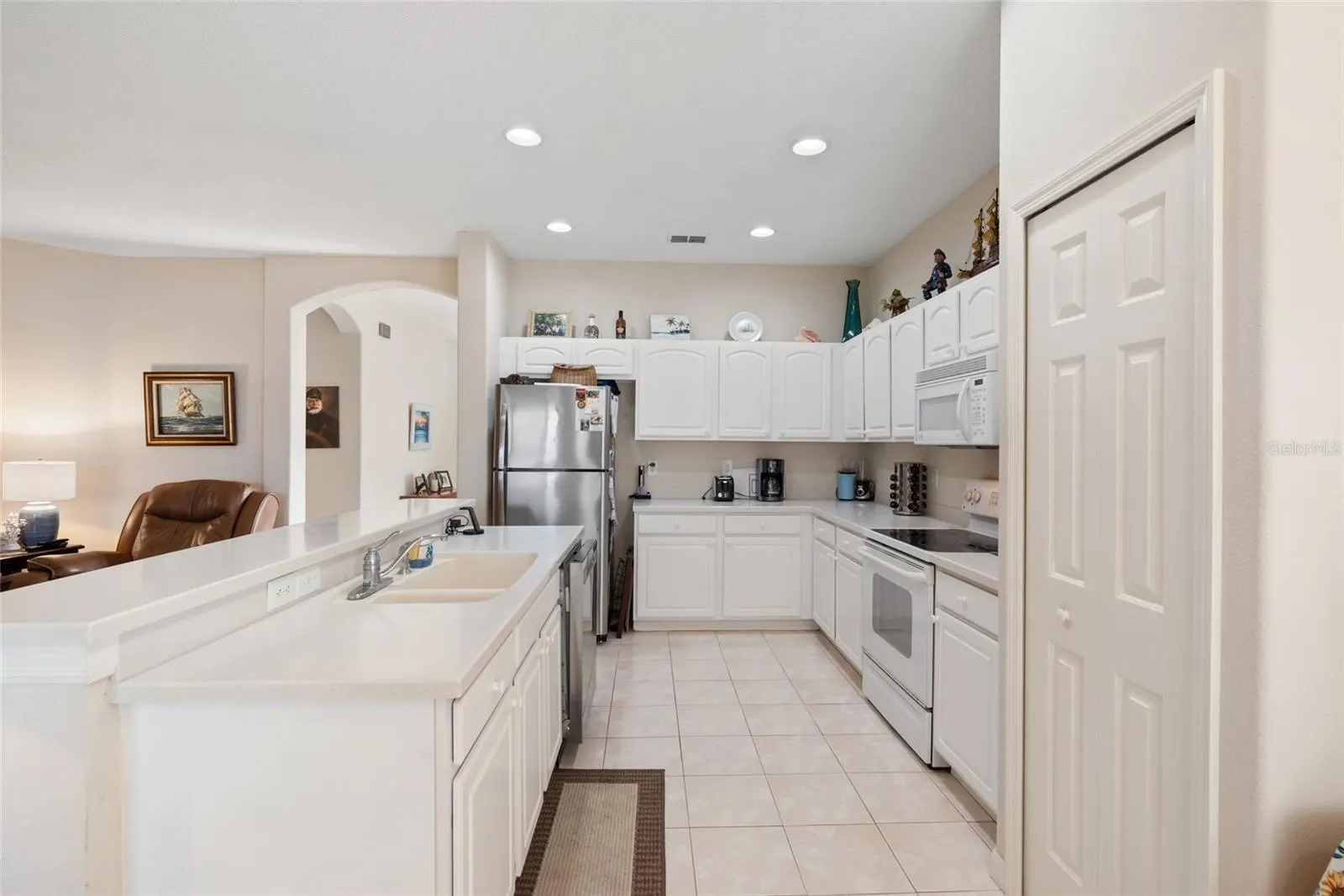 2735 PLANTAIN DR