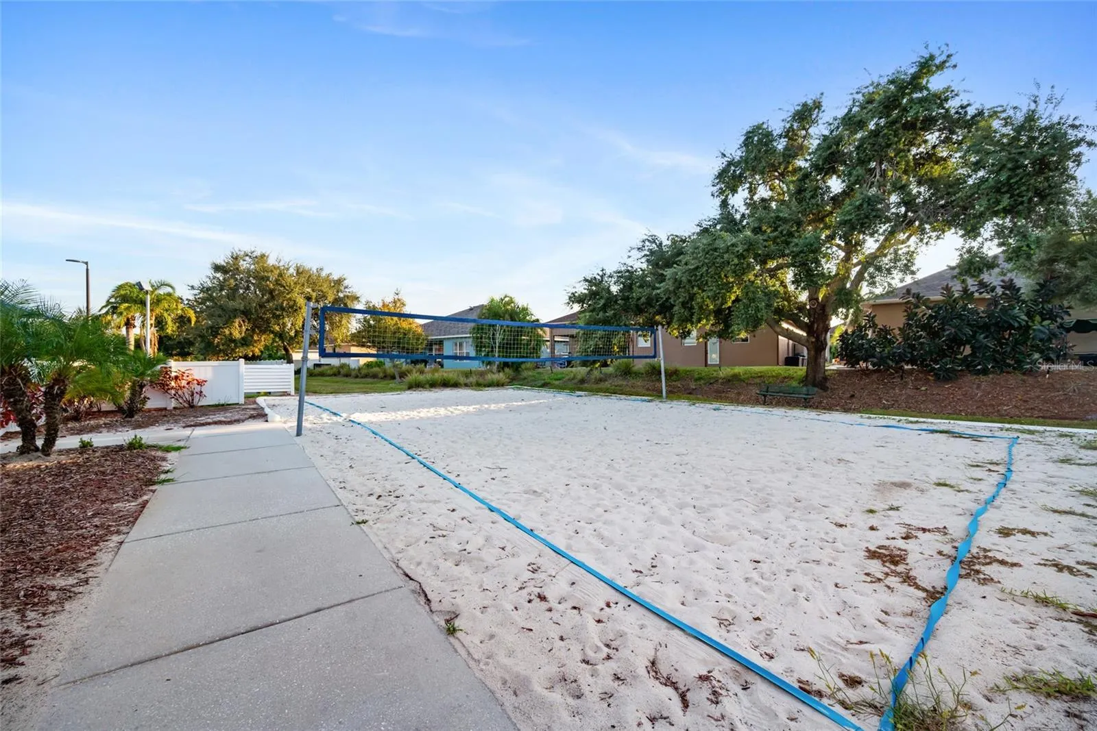 2735 PLANTAIN DR
