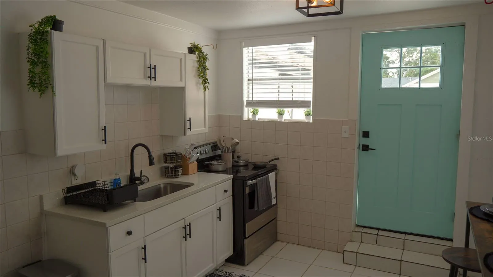 3603 N AVENIDA REPUBLICA DE CUBA #B, #B