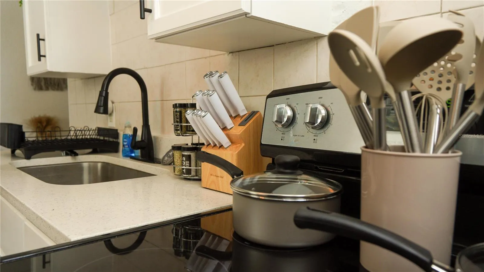 3603 N AVENIDA REPUBLICA DE CUBA #B, #B