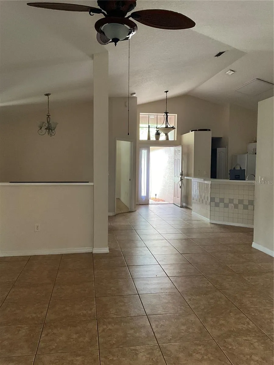 8828 SEA ISLAND WAY