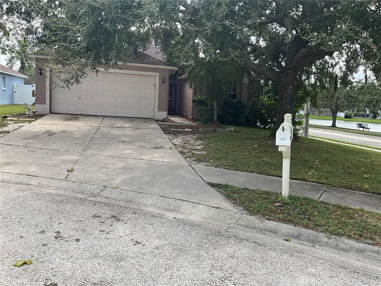 8828 SEA ISLAND WAY