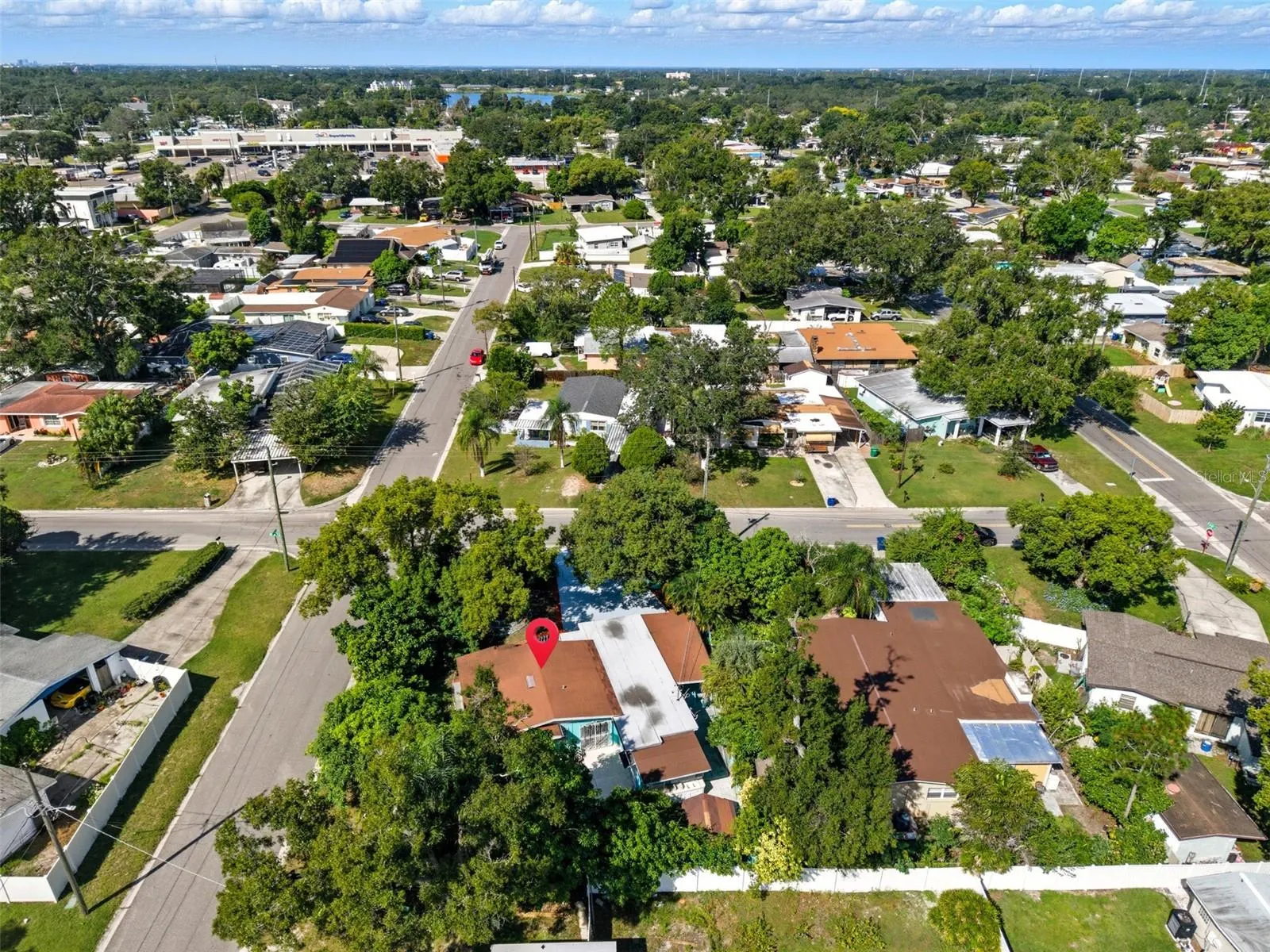 7101 N HOWARD AVE