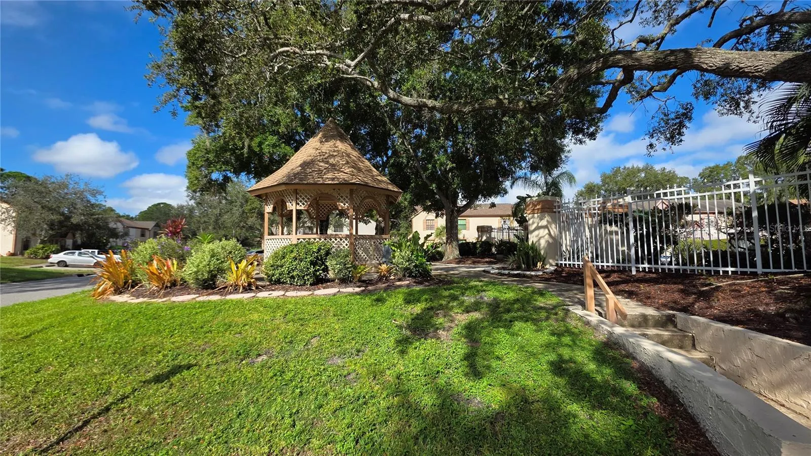 2601 BRIGADOON DR