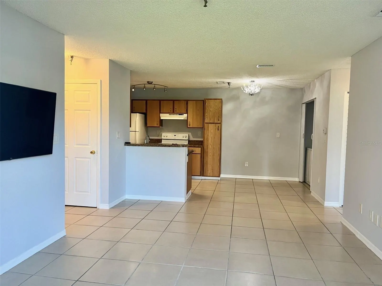10263 GANDY BLVD N #207, #207