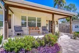 1013 W BERRY AVE