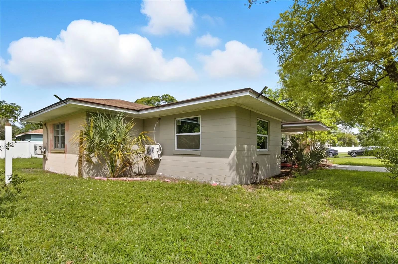 3806 N MATANZAS AVE