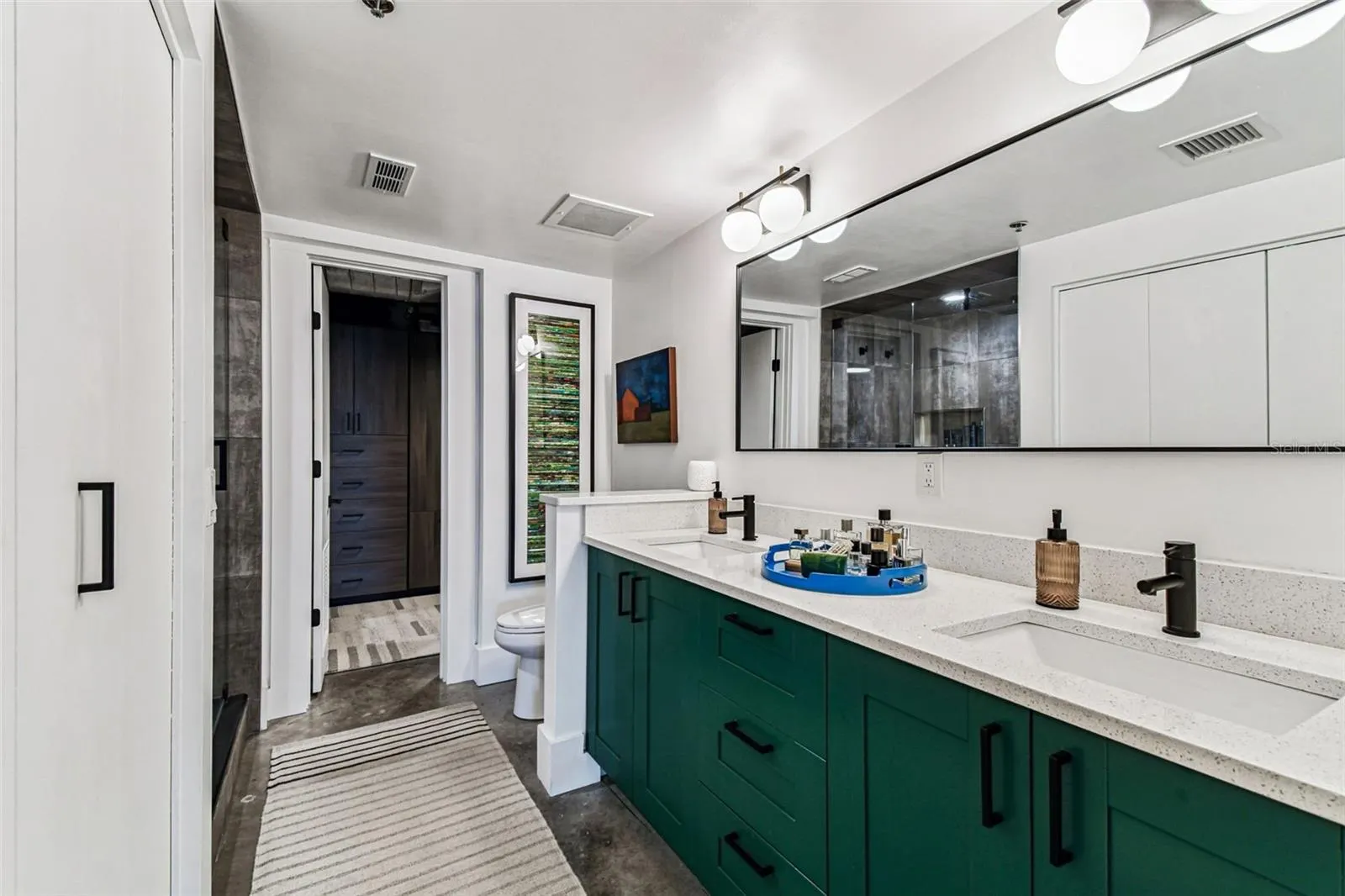 1212 E WHITING ST #405, #405