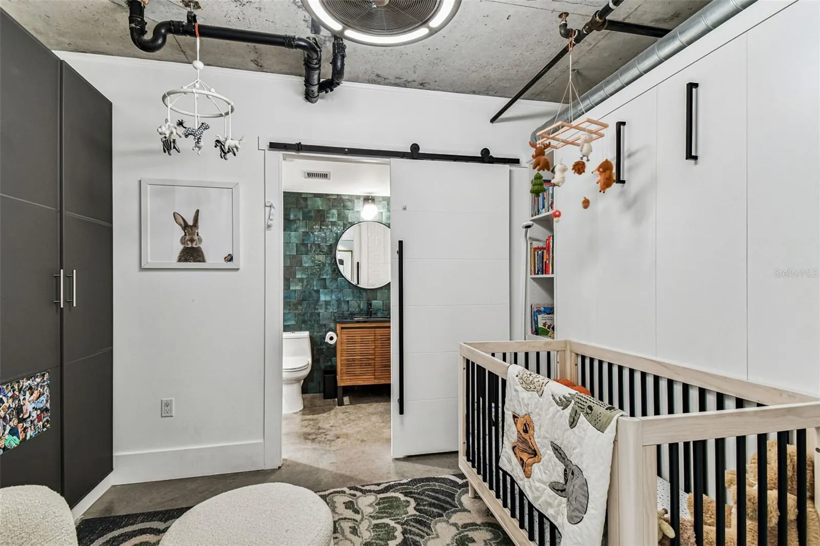 1212 E WHITING ST #405, #405