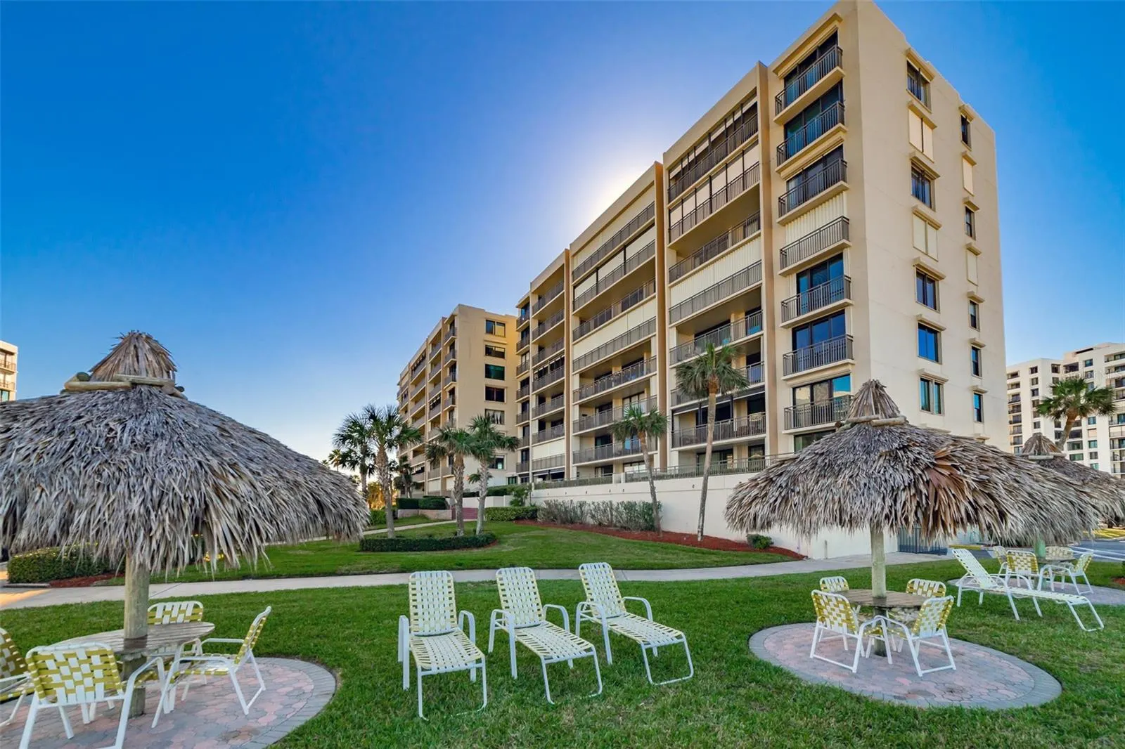 1460 GULF BLVD #811, #811