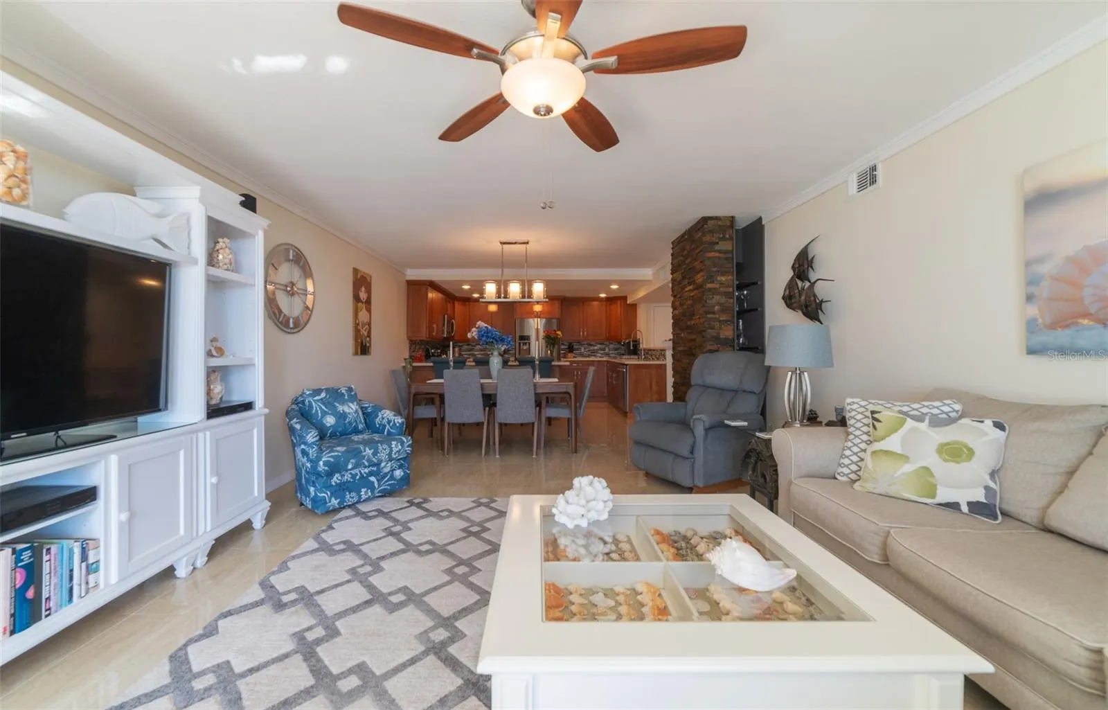 1460 GULF BLVD #811, #811