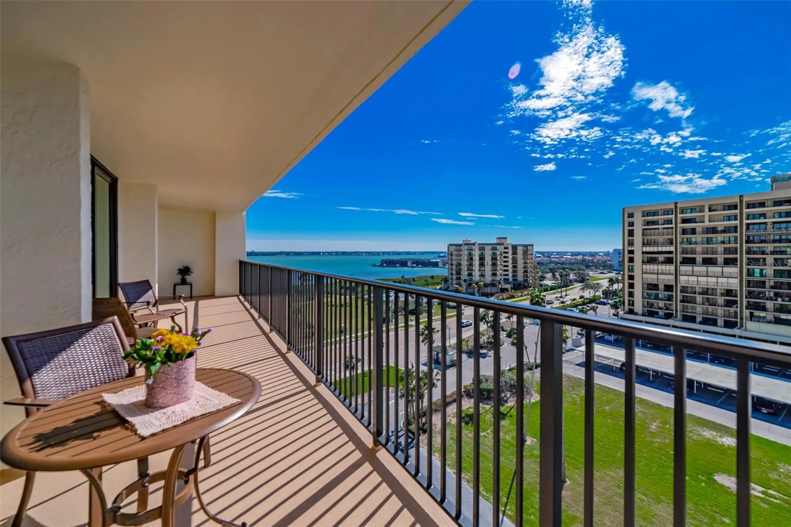 1460 GULF BLVD #811, #811