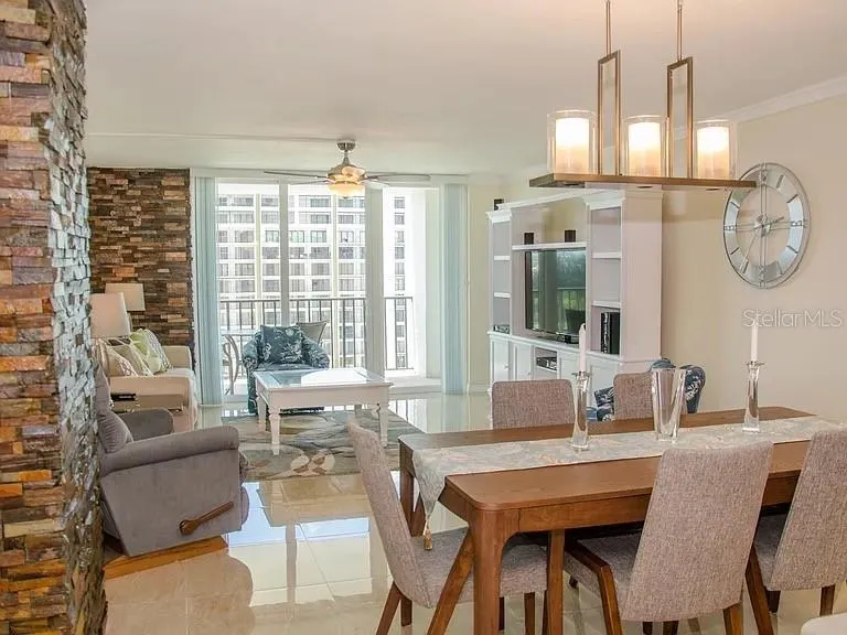 1460 GULF BLVD #811, #811