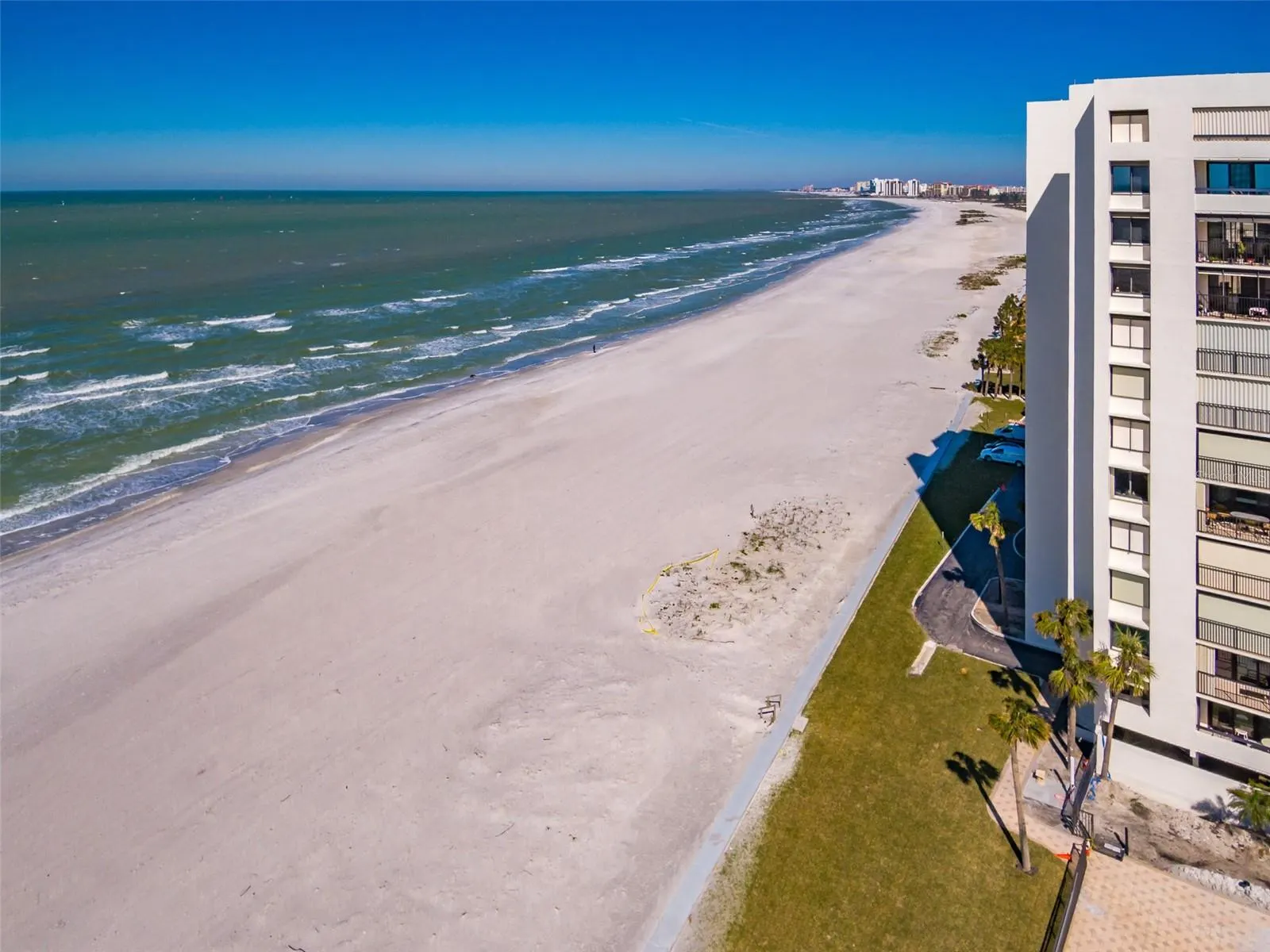 1460 GULF BLVD #811, #811