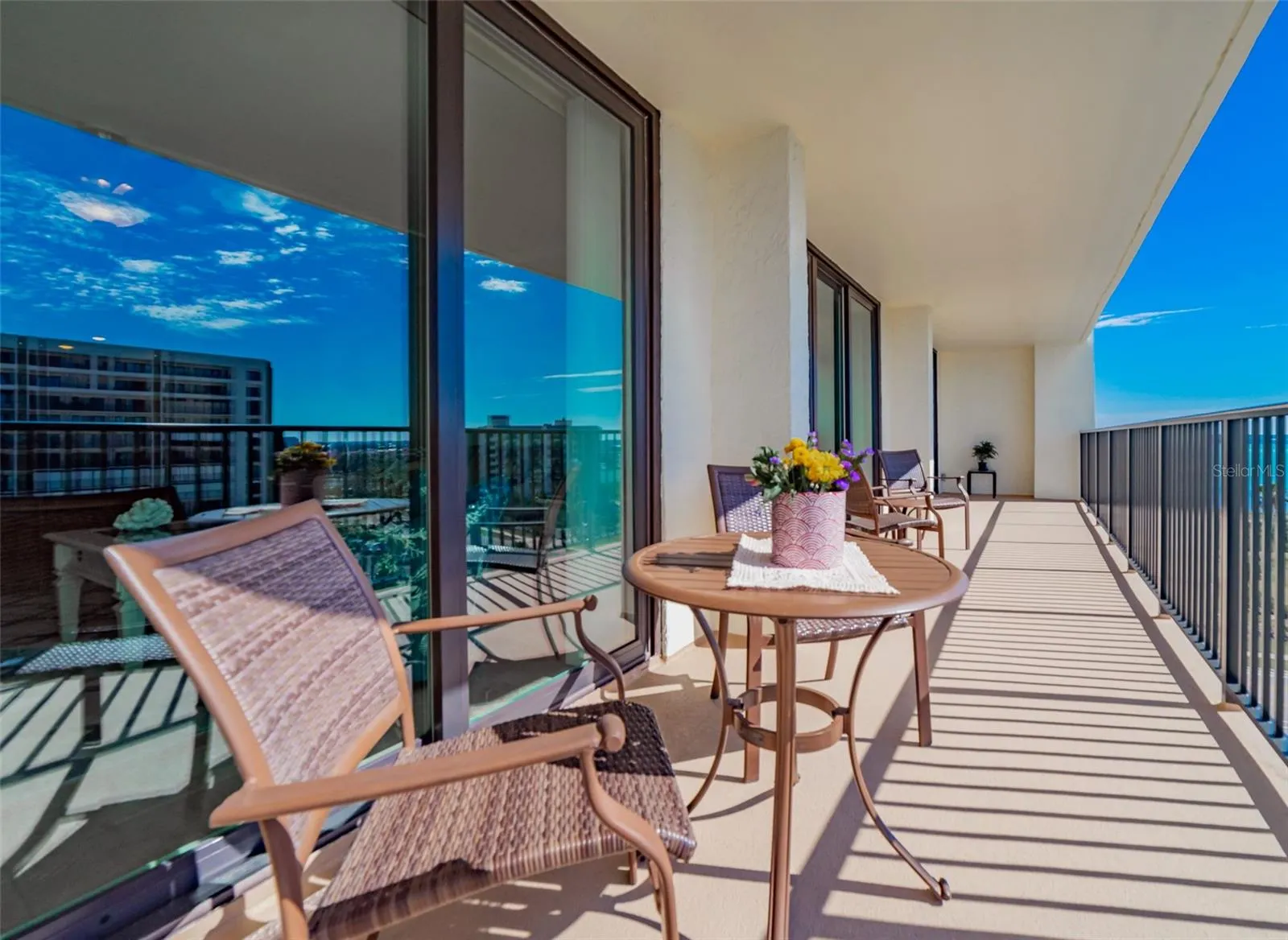 1460 GULF BLVD #811, #811