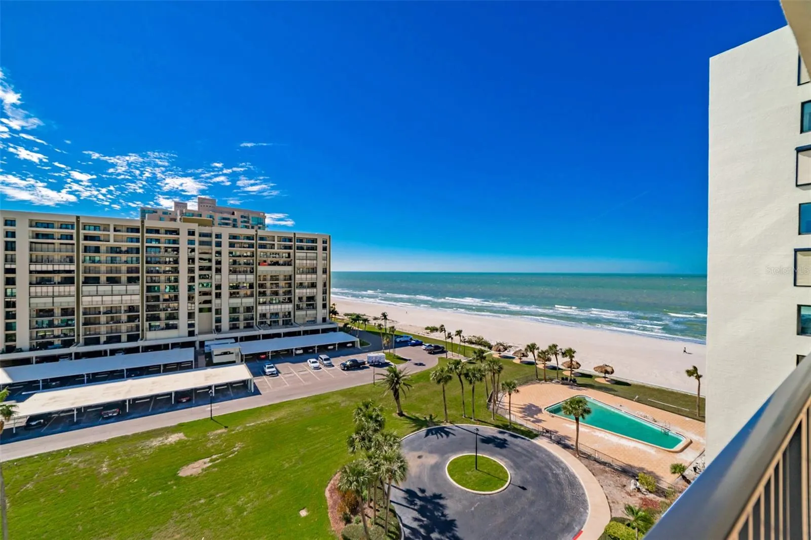 1460 GULF BLVD #811, #811
