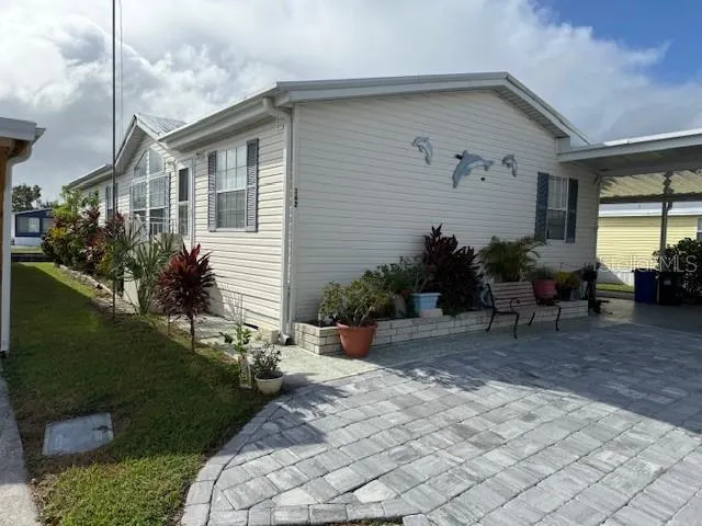 142 S SAINT THOMAS CIR
