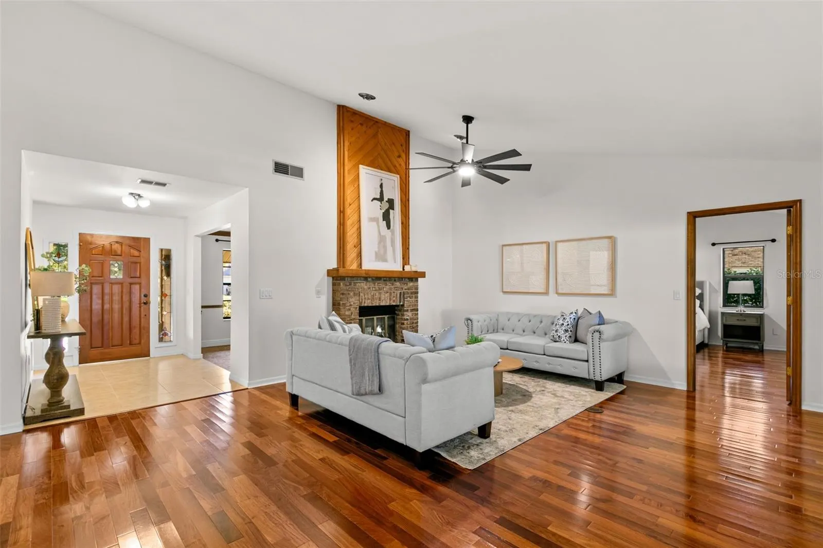 3045 KEVLYN CT