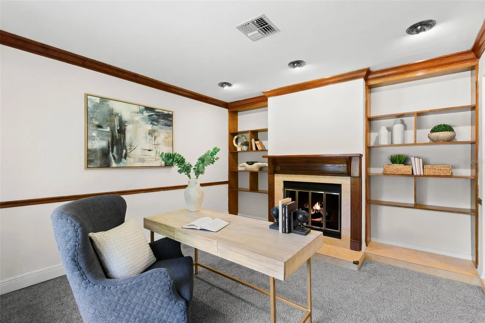3045 KEVLYN CT
