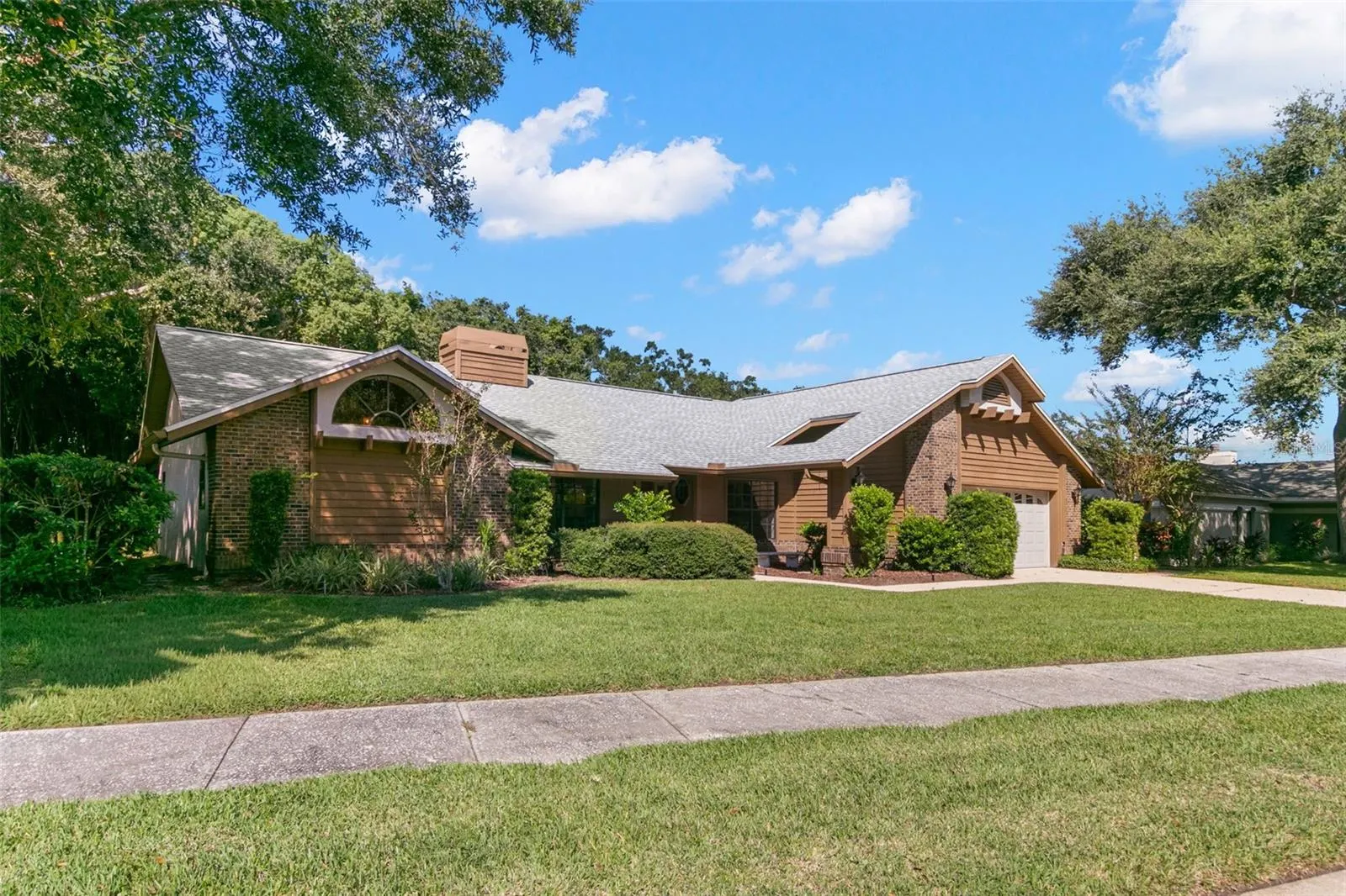 3045 KEVLYN CT