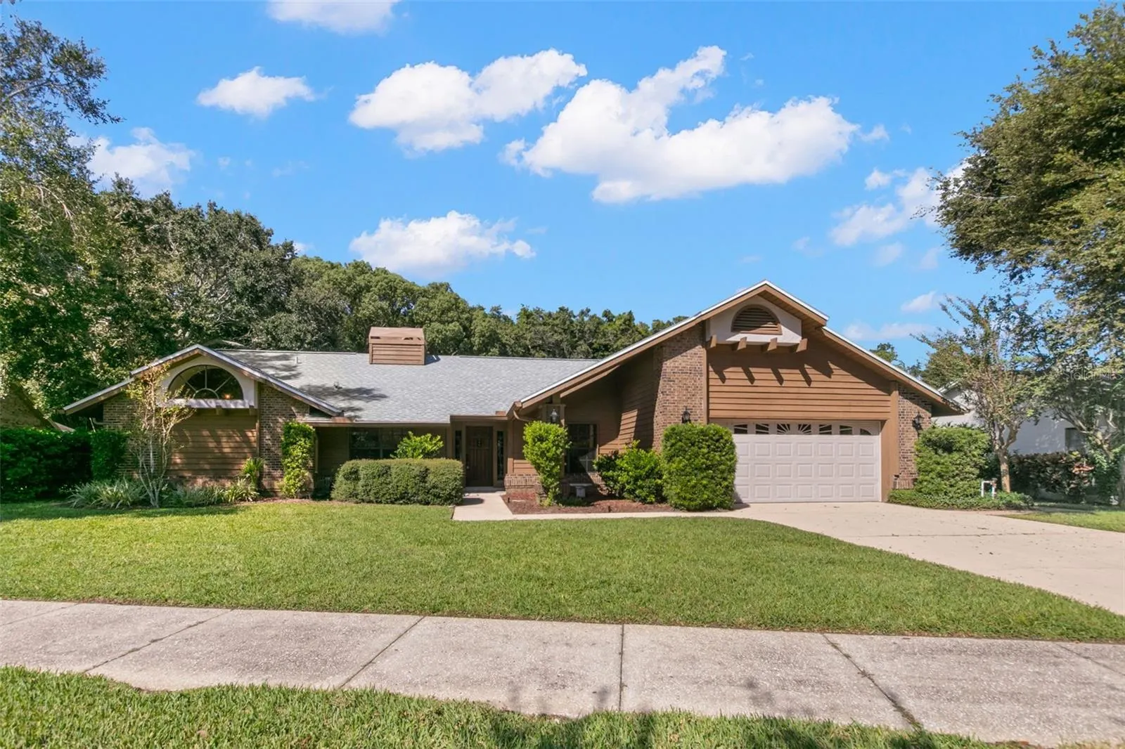 3045 KEVLYN CT
