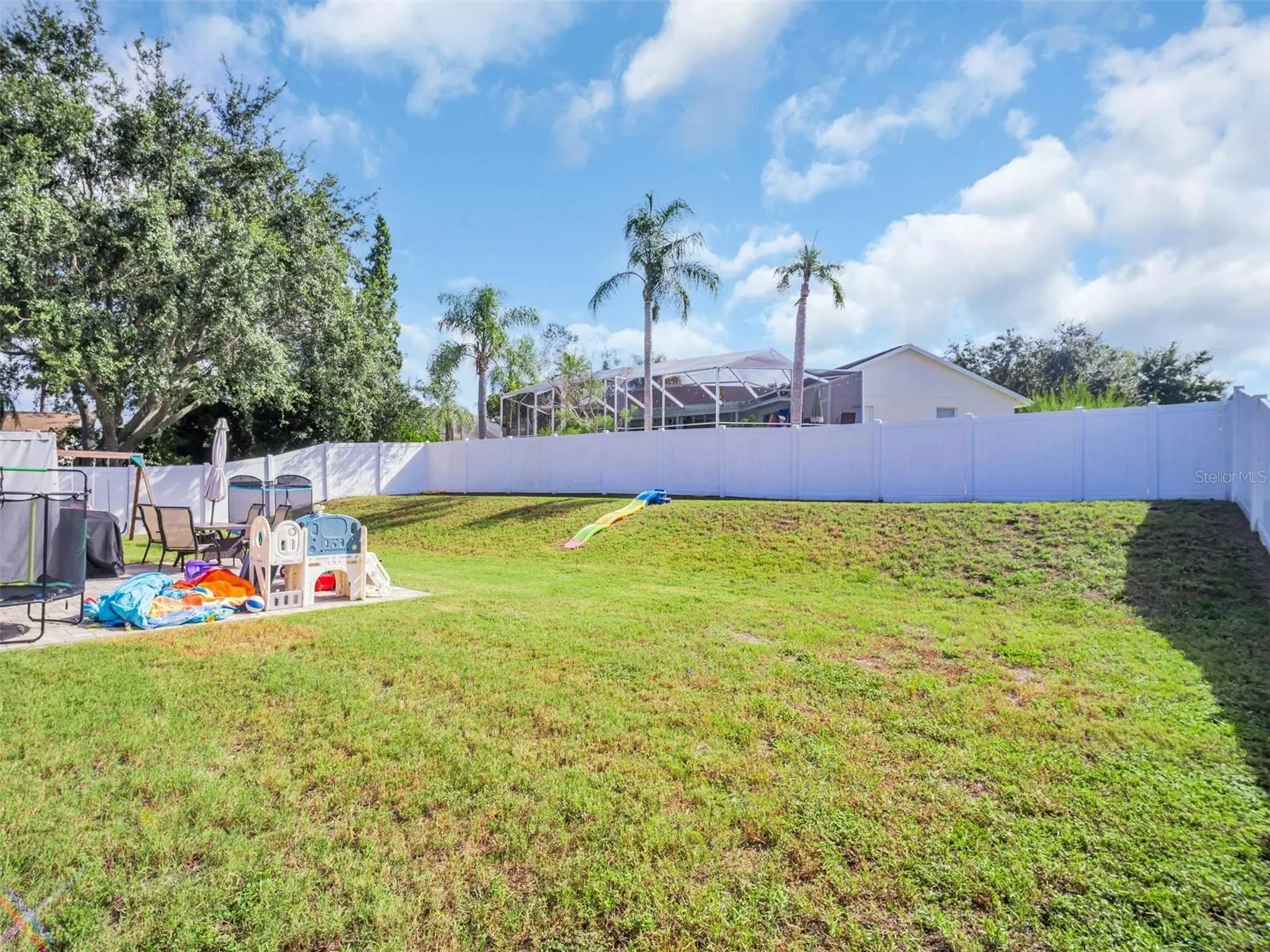 1703 BLUE LAKE CT