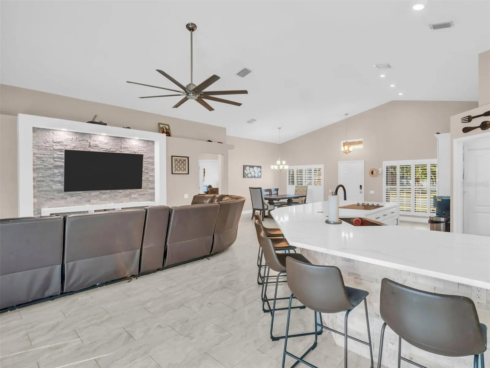 1703 BLUE LAKE CT