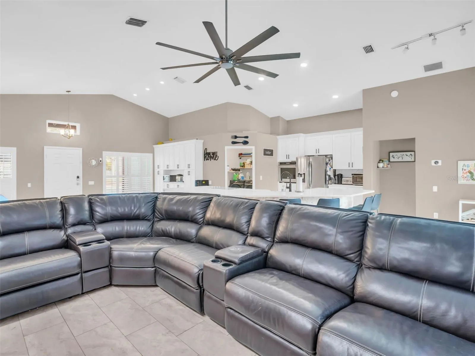 1703 BLUE LAKE CT