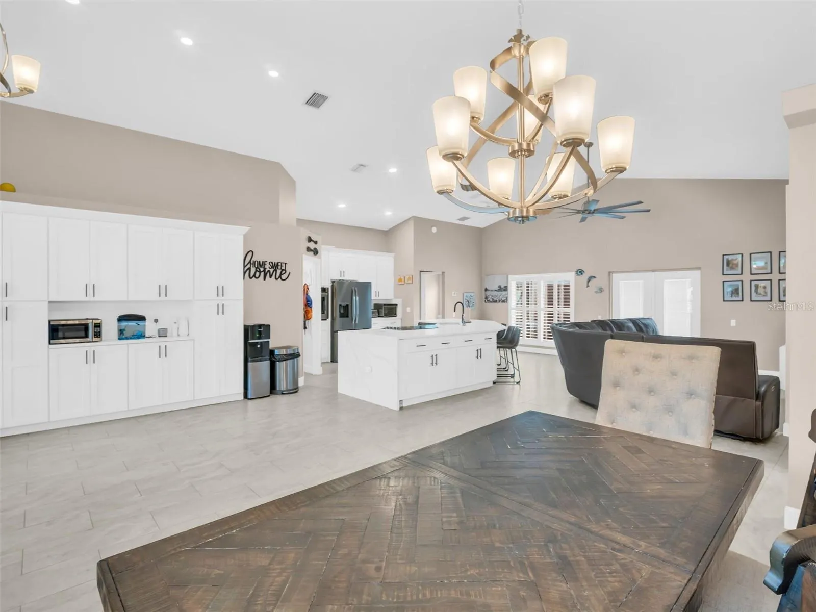 1703 BLUE LAKE CT