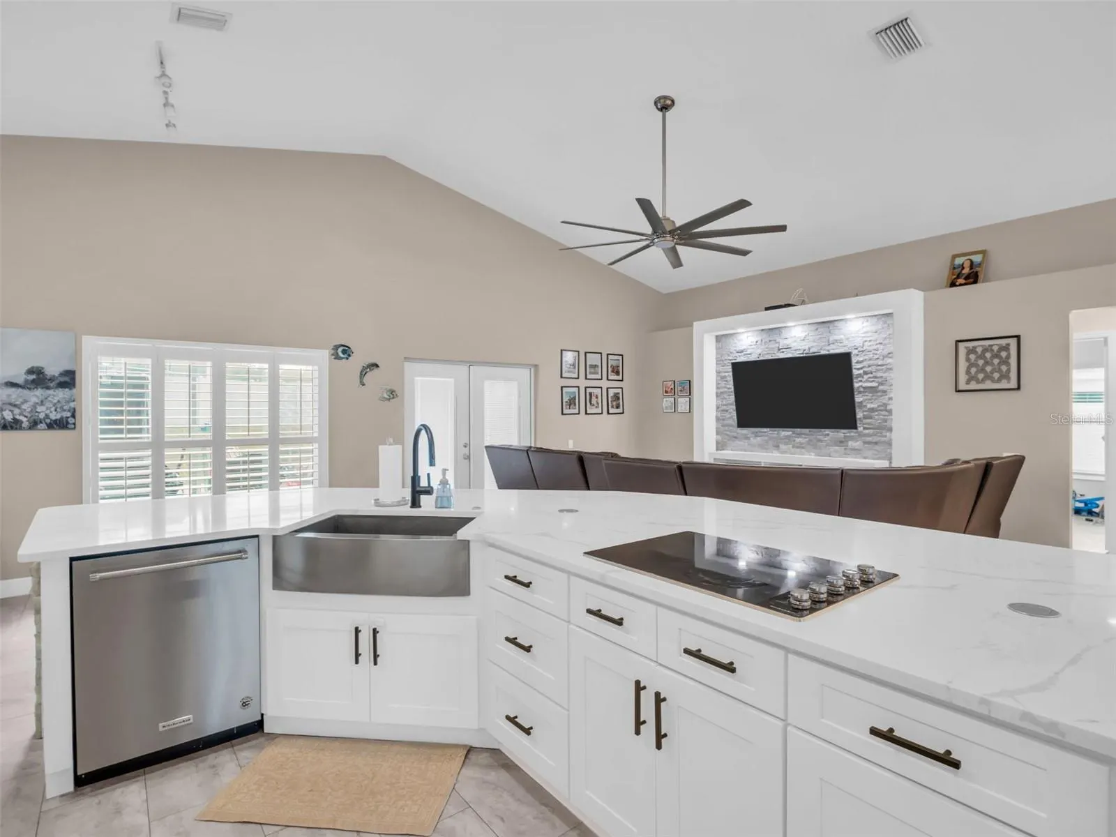 1703 BLUE LAKE CT