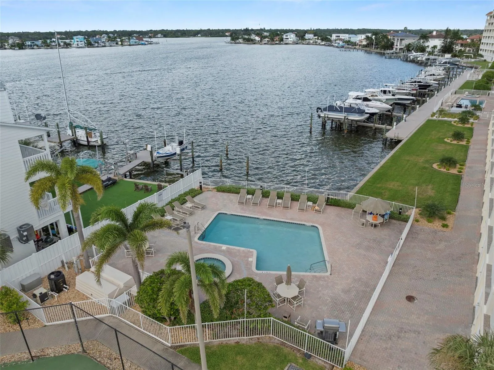 17715 GULF BLVD #302, #302