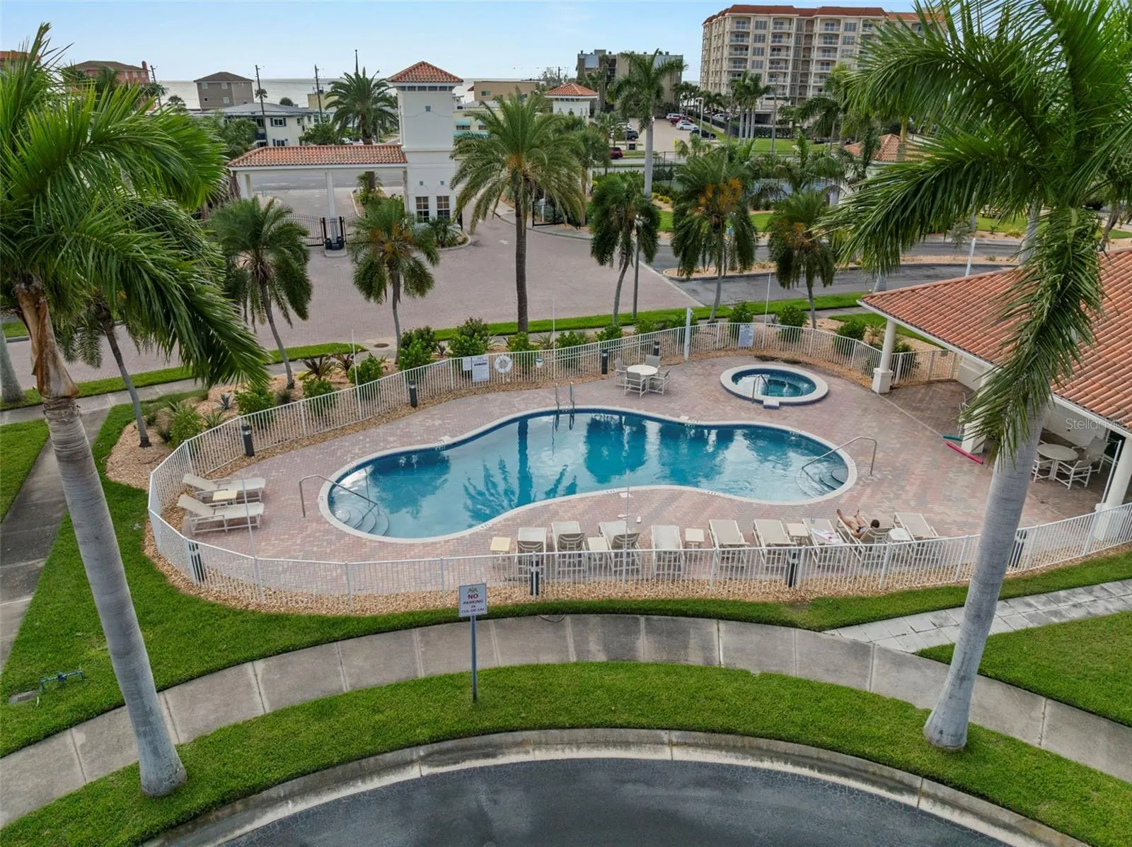 17715 GULF BLVD #302, #302