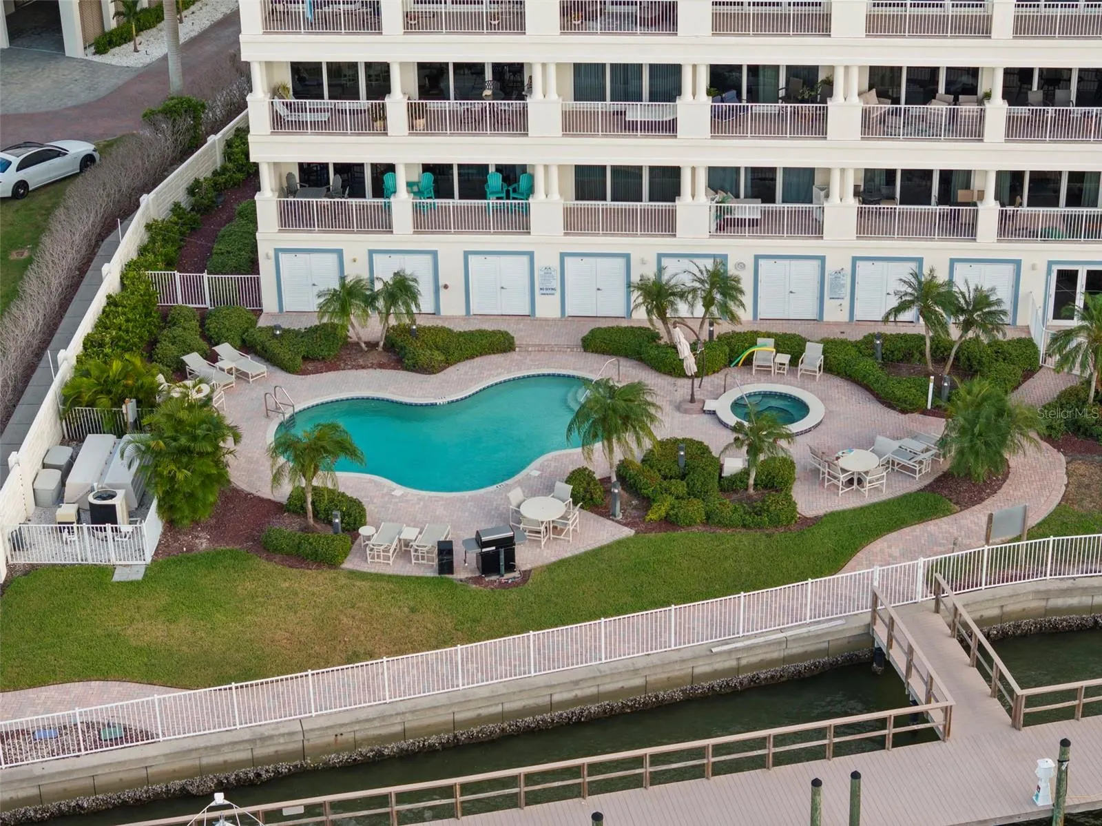 17715 GULF BLVD #302, #302