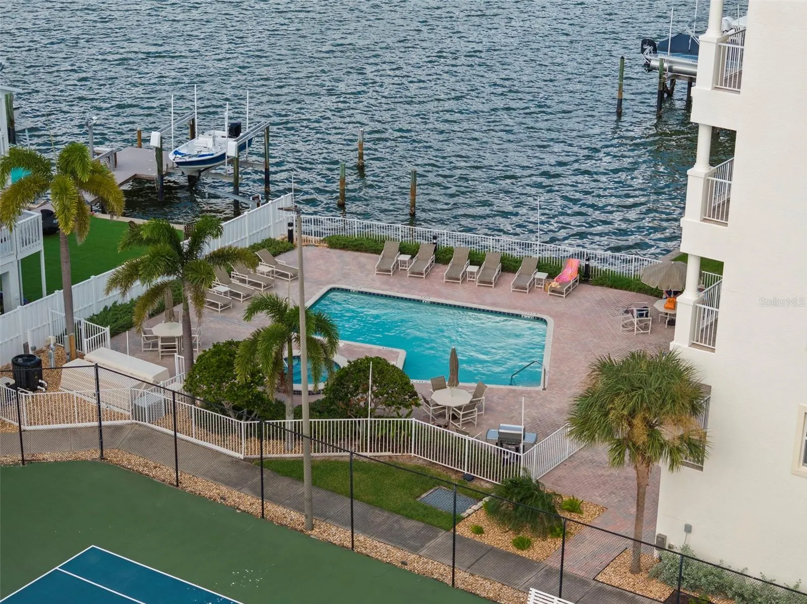 17715 GULF BLVD #302, #302