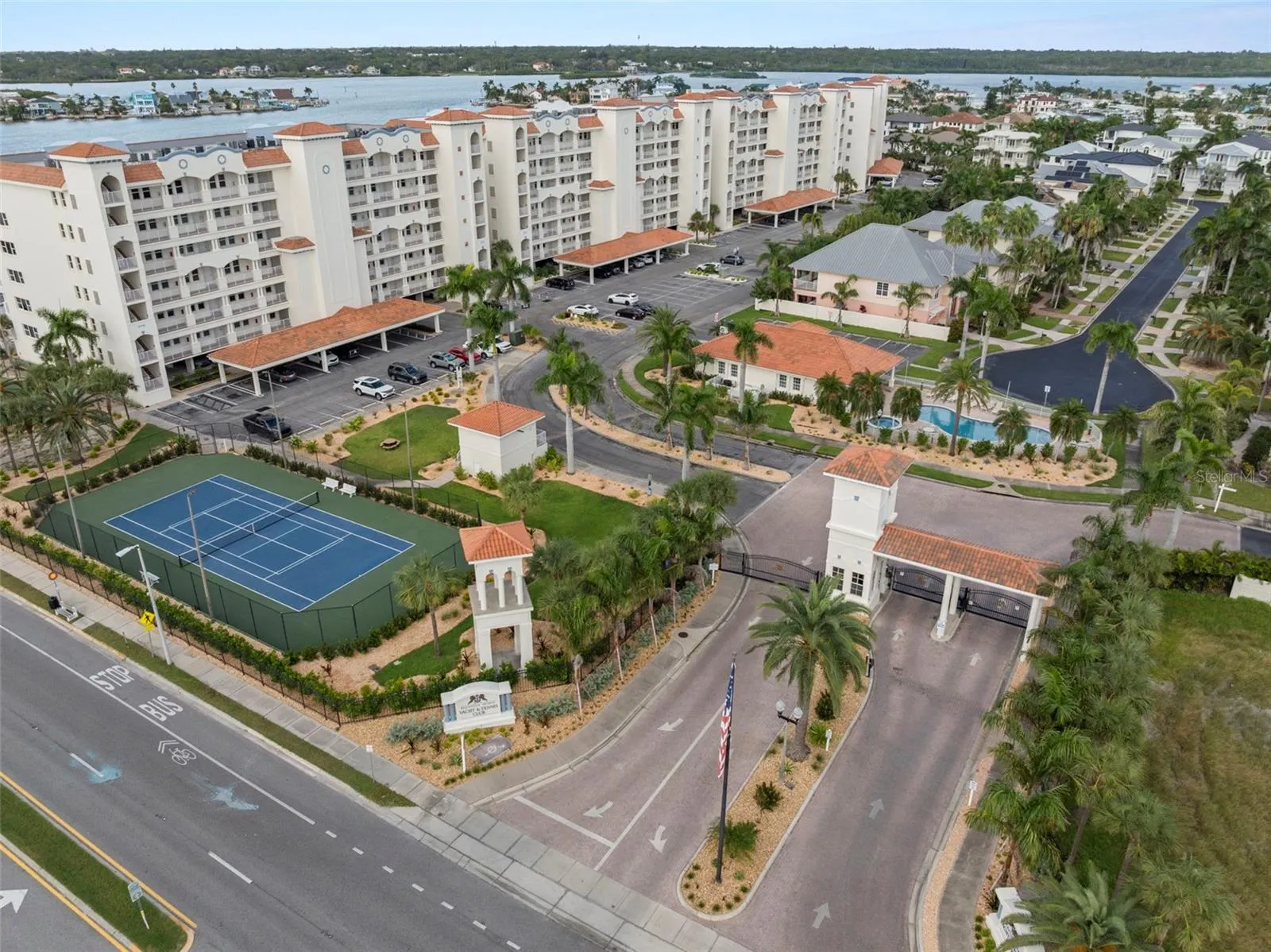 17715 GULF BLVD #302, #302