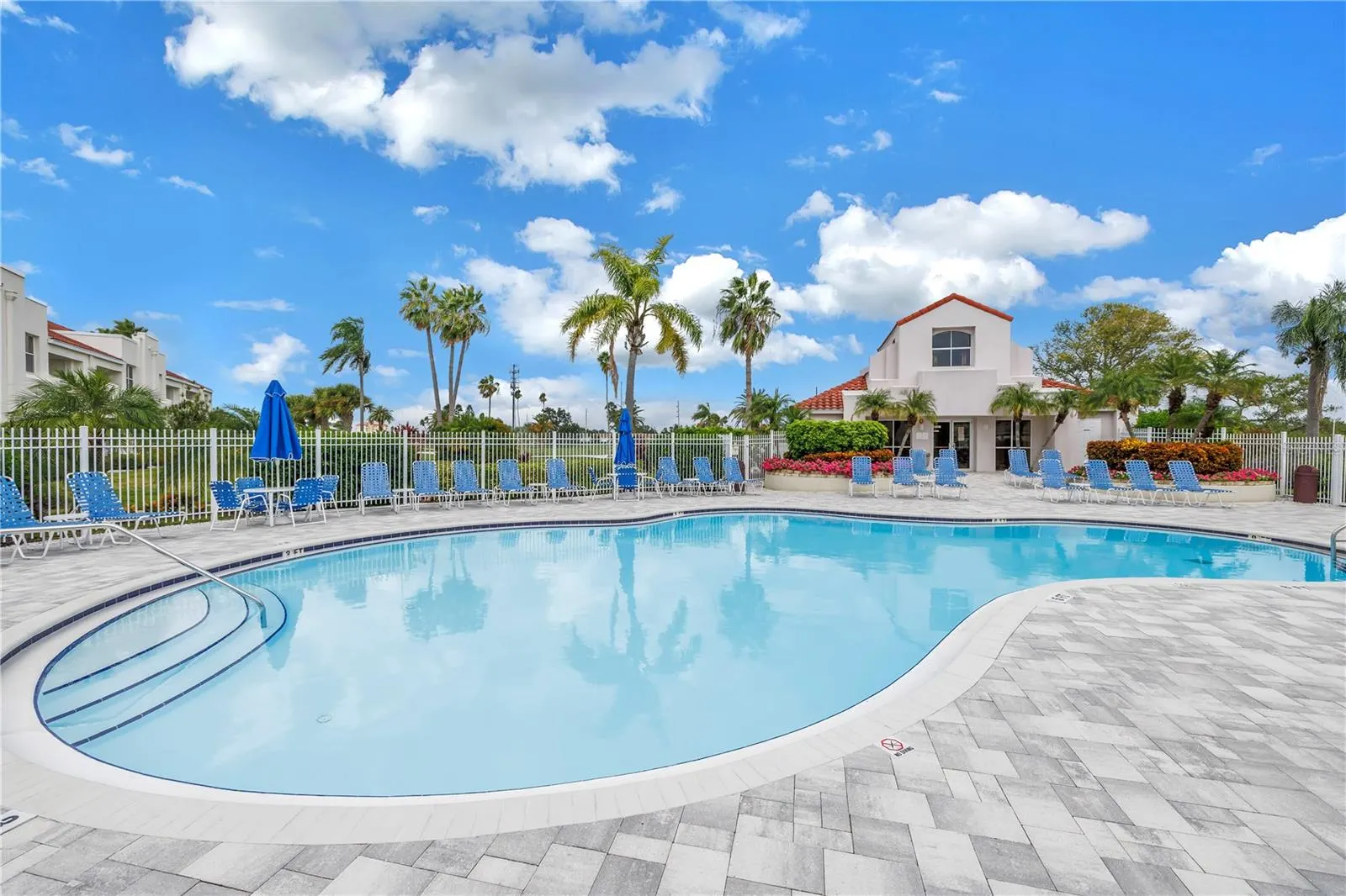 6085 BAHIA DEL MAR BLVD #105, #105