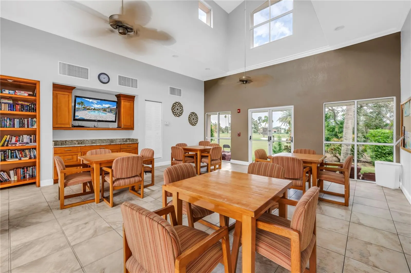6085 BAHIA DEL MAR BLVD #105, #105