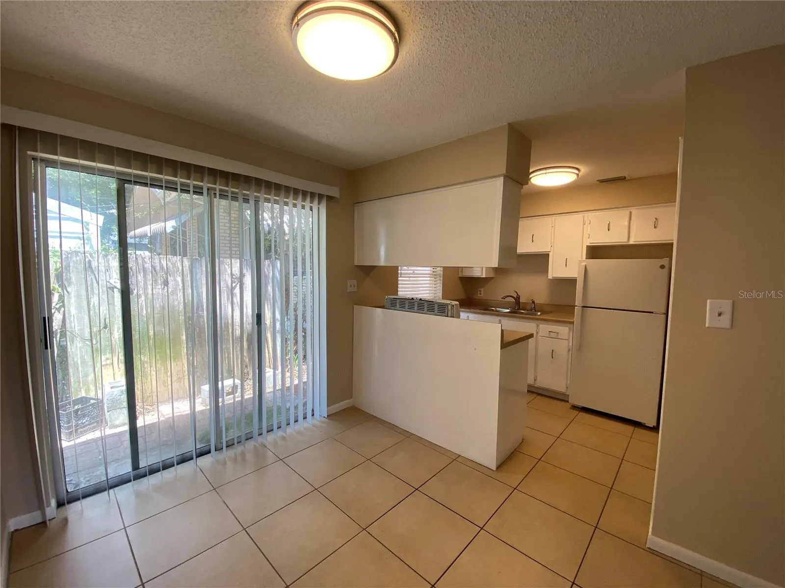412 W PARK AVE #B, #B