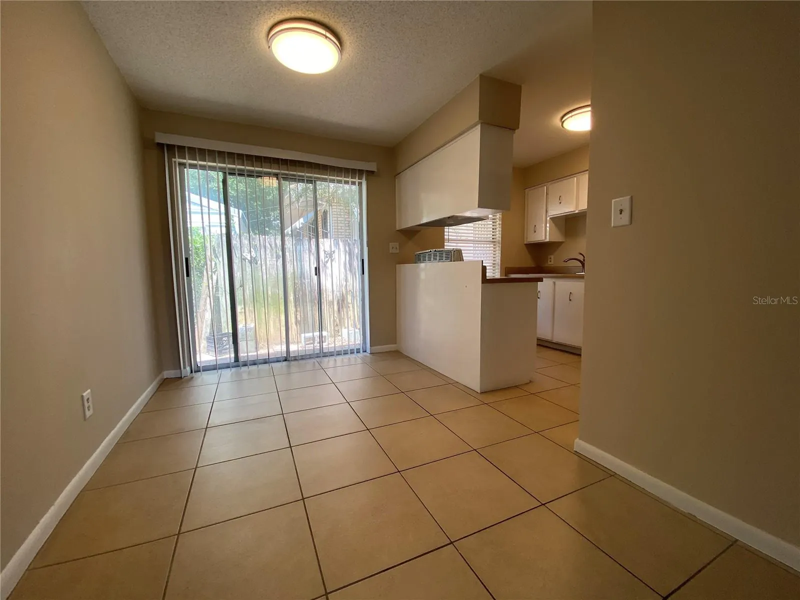 412 W PARK AVE #B, #B