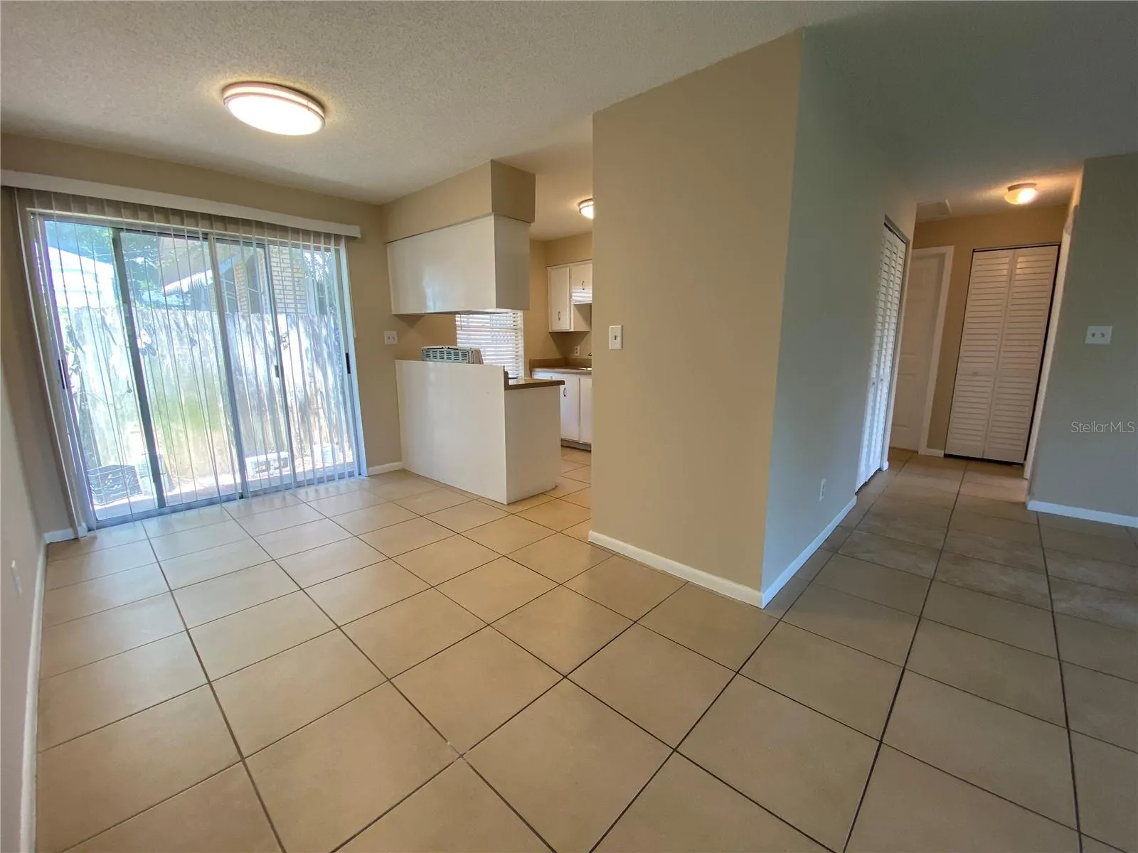 412 W PARK AVE #B, #B