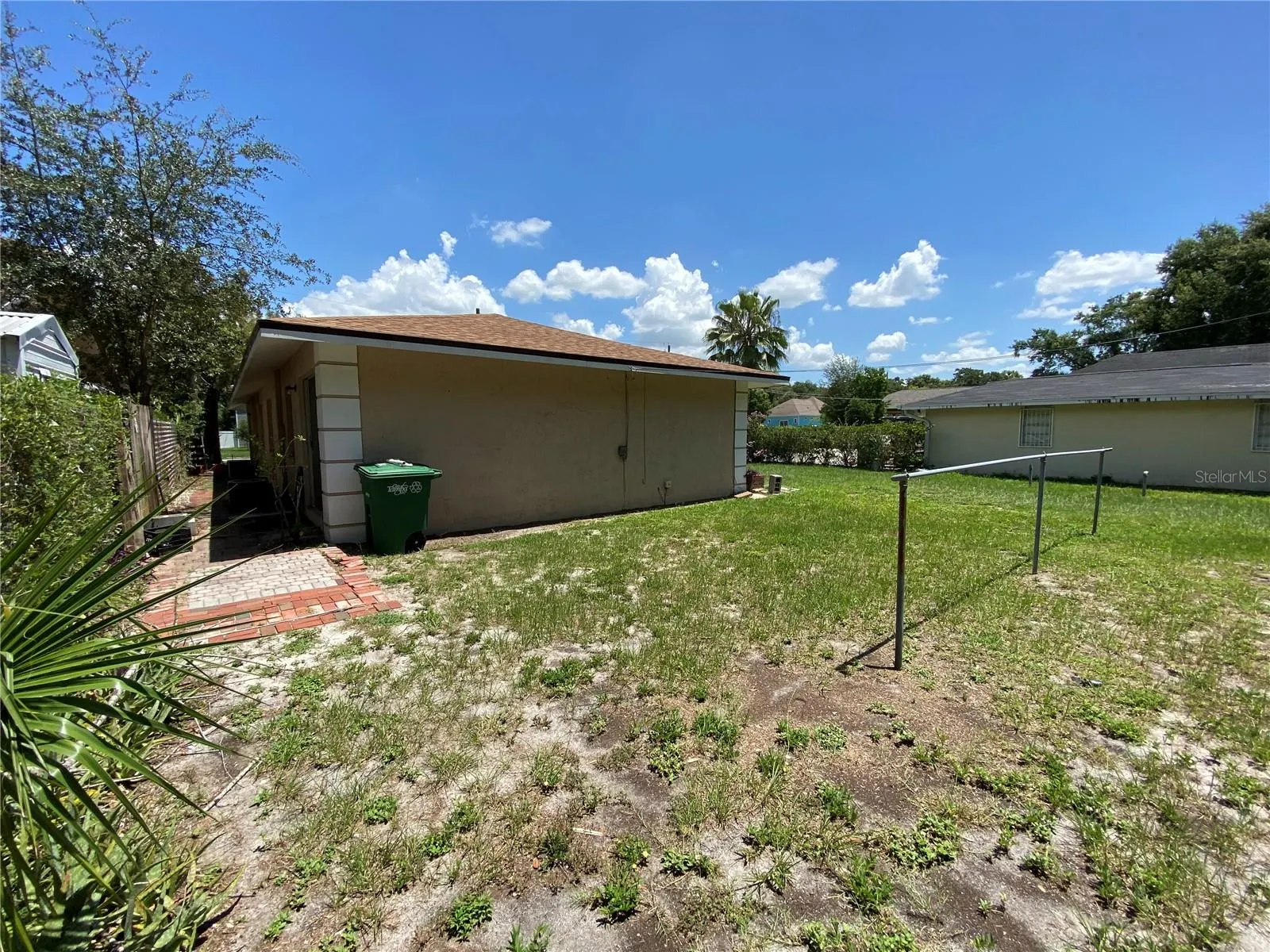 412 W PARK AVE #B, #B