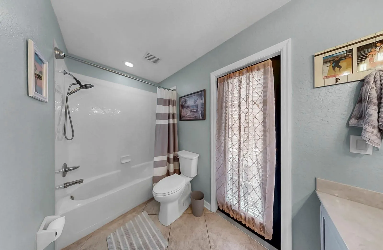 10767 BANFIELD DR